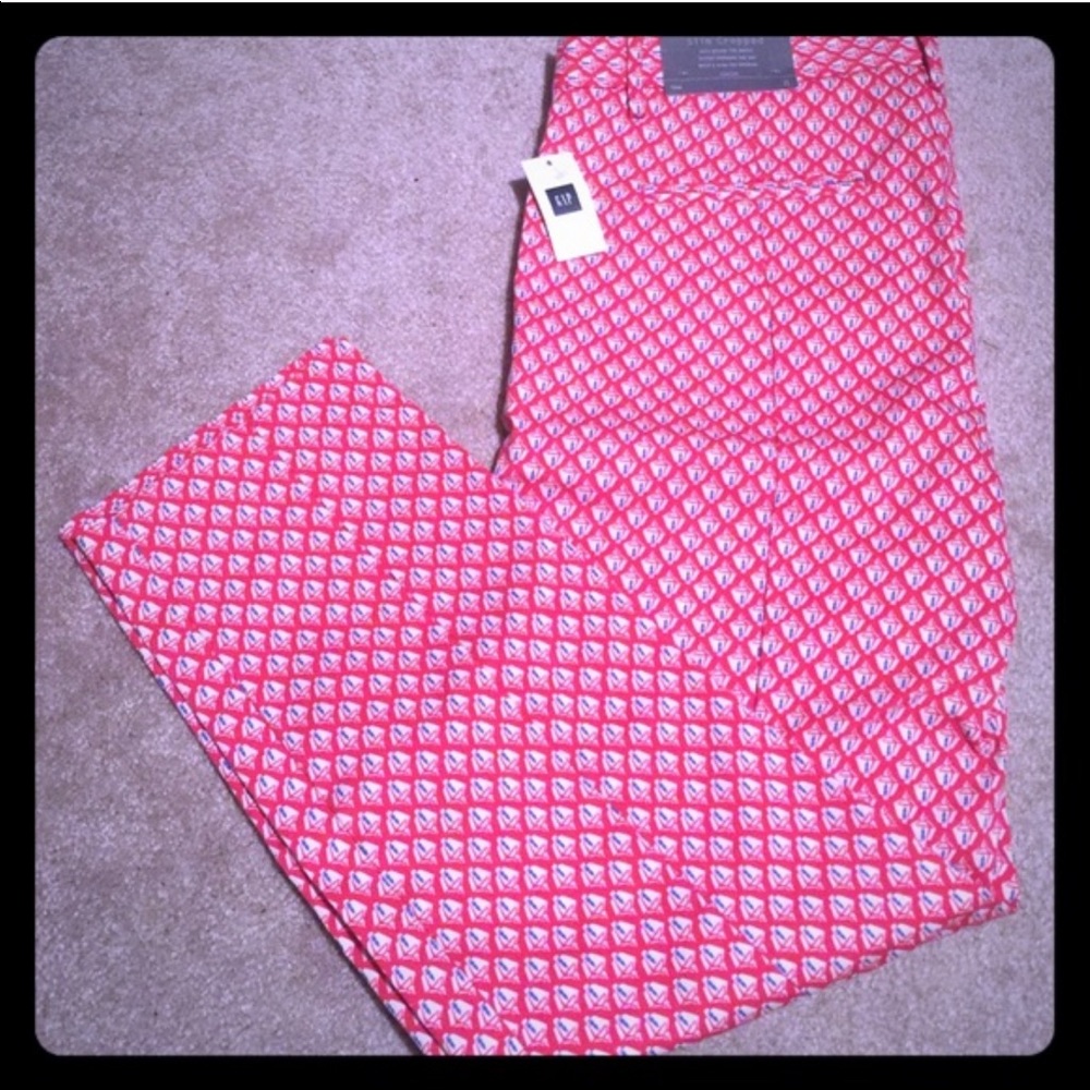 GAP Slim Cropped Printed Pants
